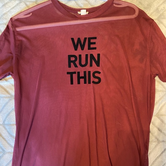 Sheer t - Picture 1 of 1